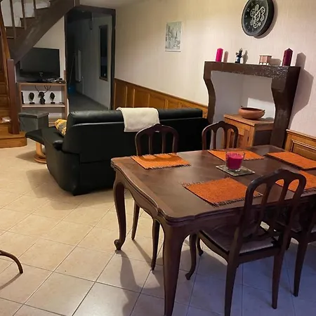 A La Petite Maison De Village Sabarat Buitenkant foto